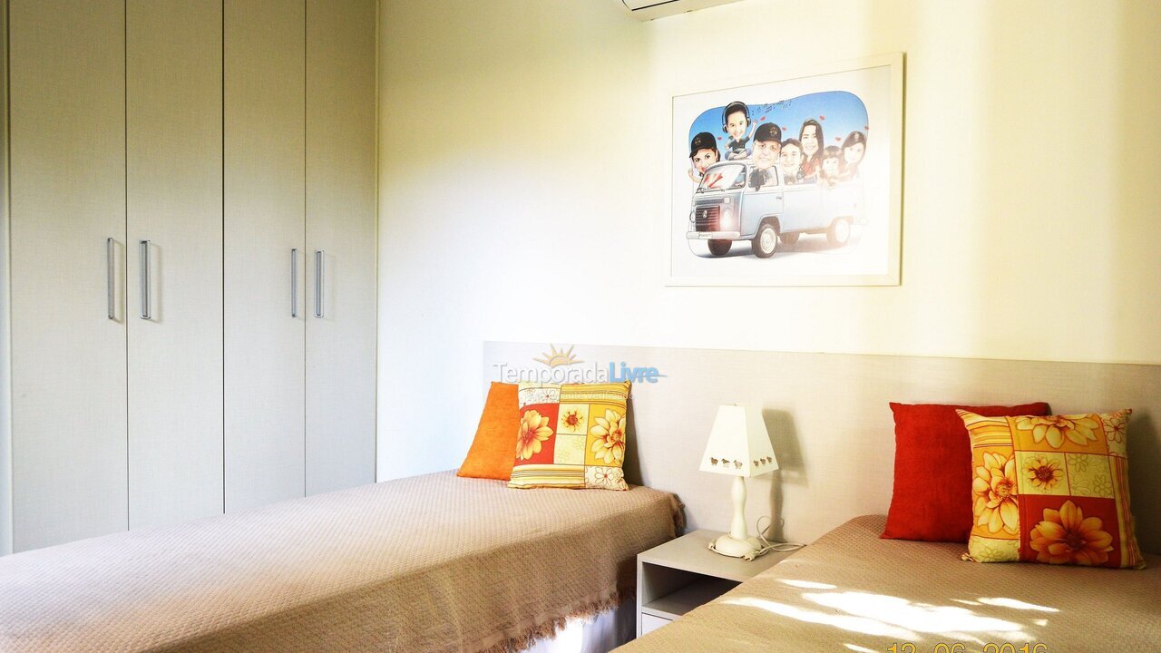 Casa para aluguel de temporada em Mata de São João (Imbassaí)