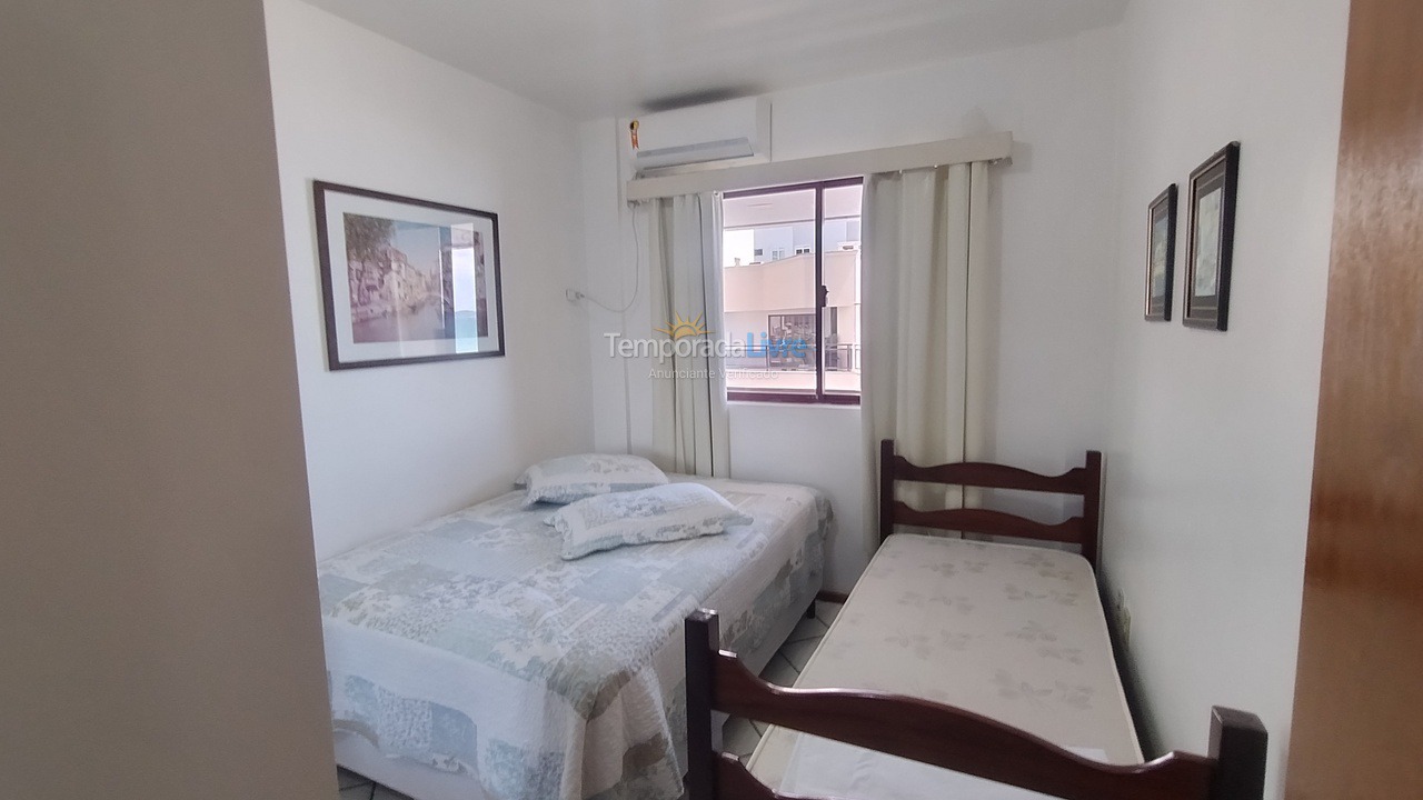 Apartment for vacation rental in Itapema (Meia Praia)