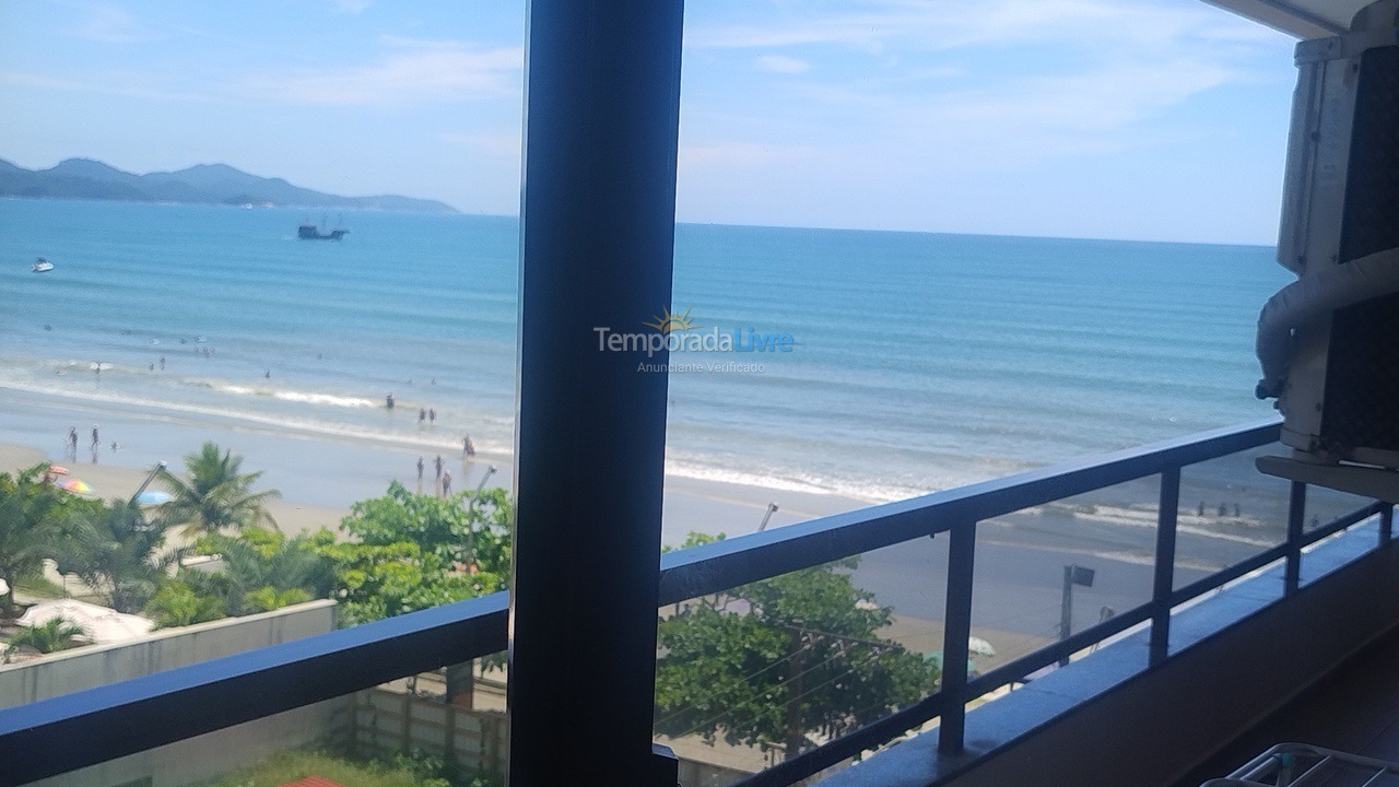 Apartment for vacation rental in Itapema (Meia Praia)