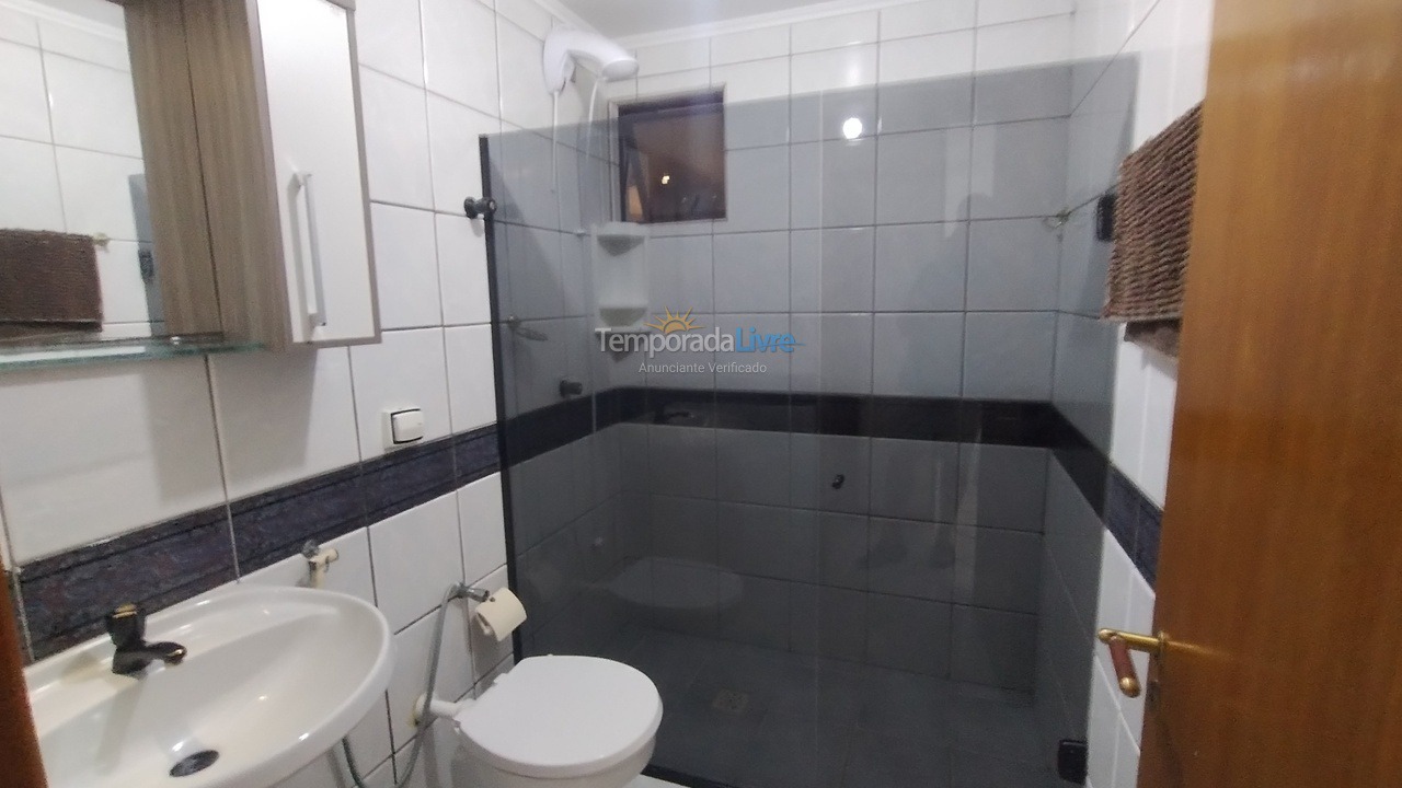 Apartment for vacation rental in Itapema (Meia Praia)