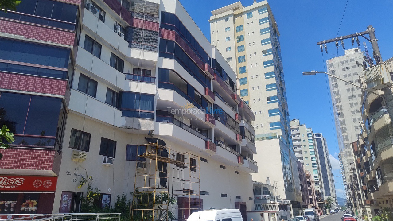 Apartment for vacation rental in Itapema (Meia Praia)