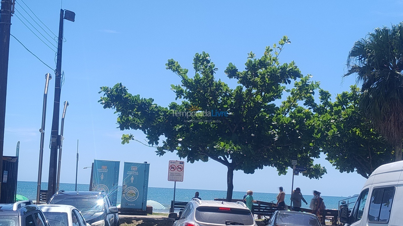 Apartment for vacation rental in Itapema (Meia Praia)