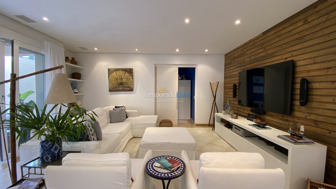 Casa para alquiler de vacaciones em São Sebastião (Praia da Baleia)