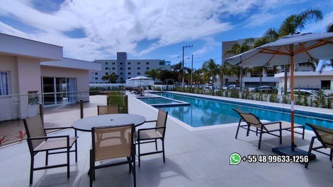 Cadeiras e guarda-sol