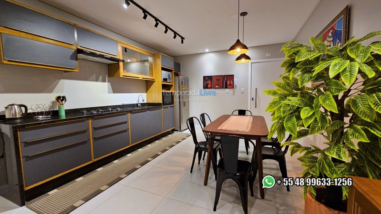 Apartamento para aluguel de temporada em Florianopolis (Praia dos Ingleses)