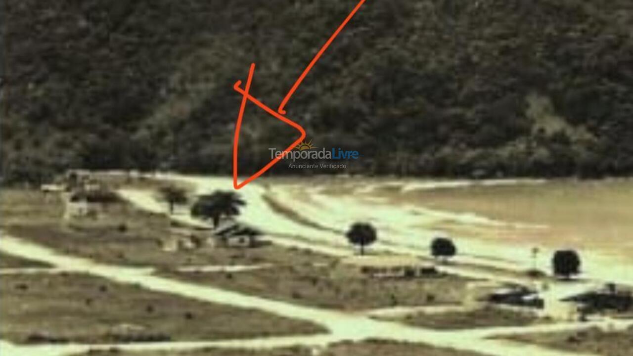 Casa para aluguel de temporada em Ubatuba (Lagoinha)