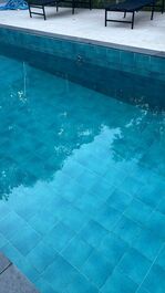 Casa ao toque do mar.