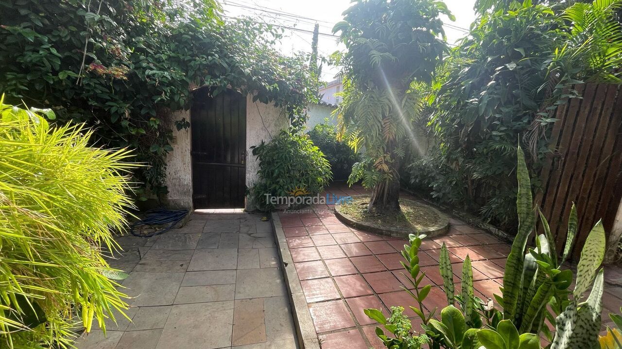 Casa para alquiler de vacaciones em Guarujá (Enseada)