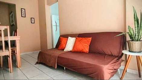 Apto aconchegante e arejado apenas 50 mts da praia em Vila Mirim - PG