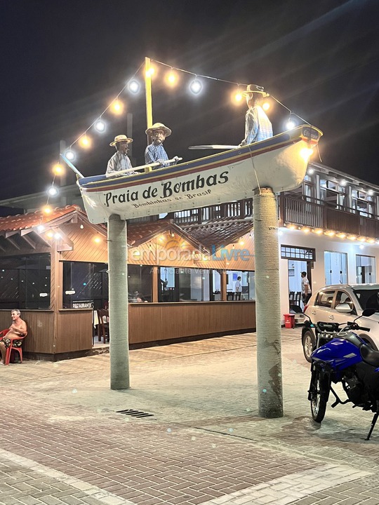 Apartamento para aluguel de temporada em Bombinhas (Praia de Bombas)