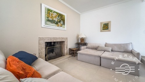 Spectacular house on the Riviera Large heated pool