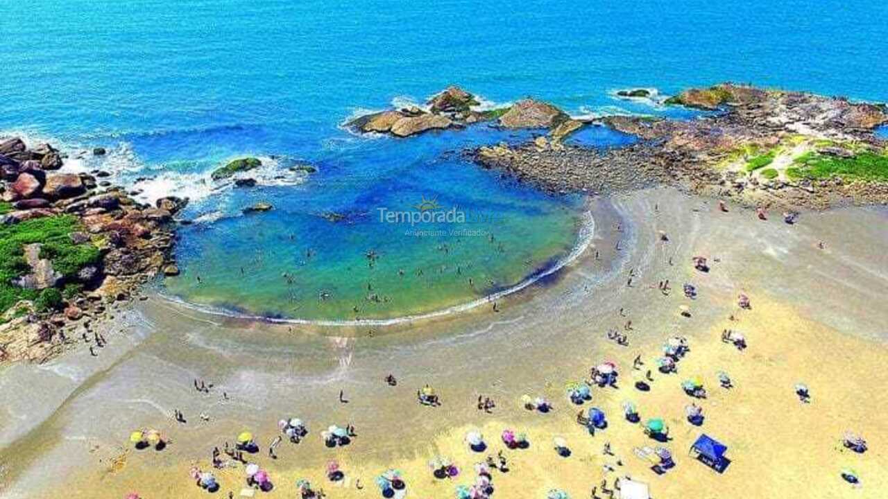 Casa para alquiler de vacaciones em Itanhaém (Jardim Suarão)