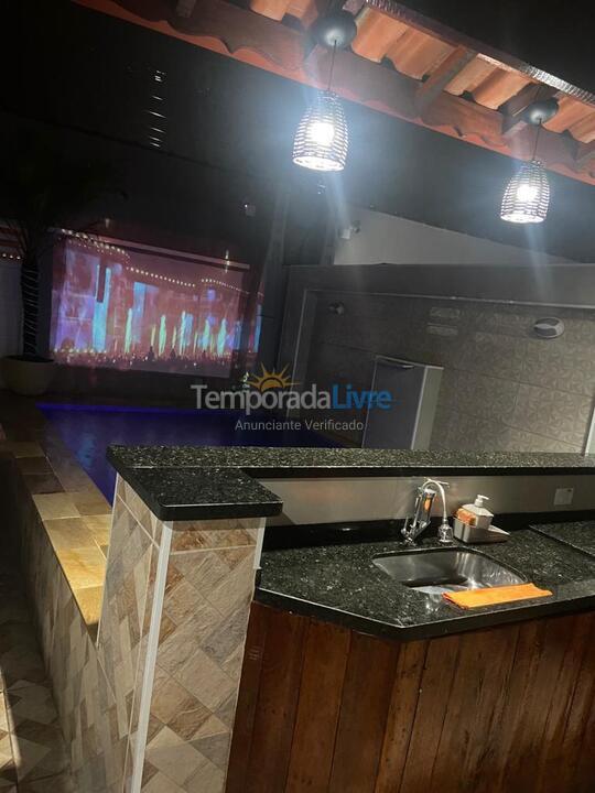 Casa para alquiler de vacaciones em Itanhaém (Jardim Suarão)