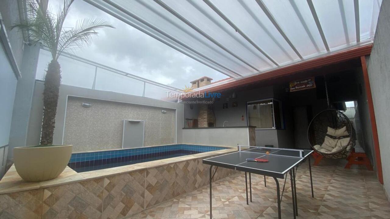 Casa para alquiler de vacaciones em Itanhaém (Jardim Suarão)