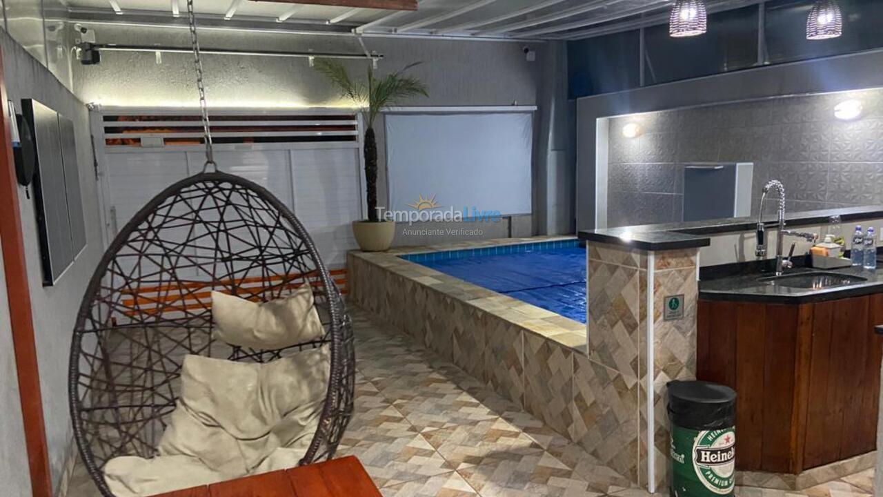 Casa para alquiler de vacaciones em Itanhaém (Jardim Suarão)