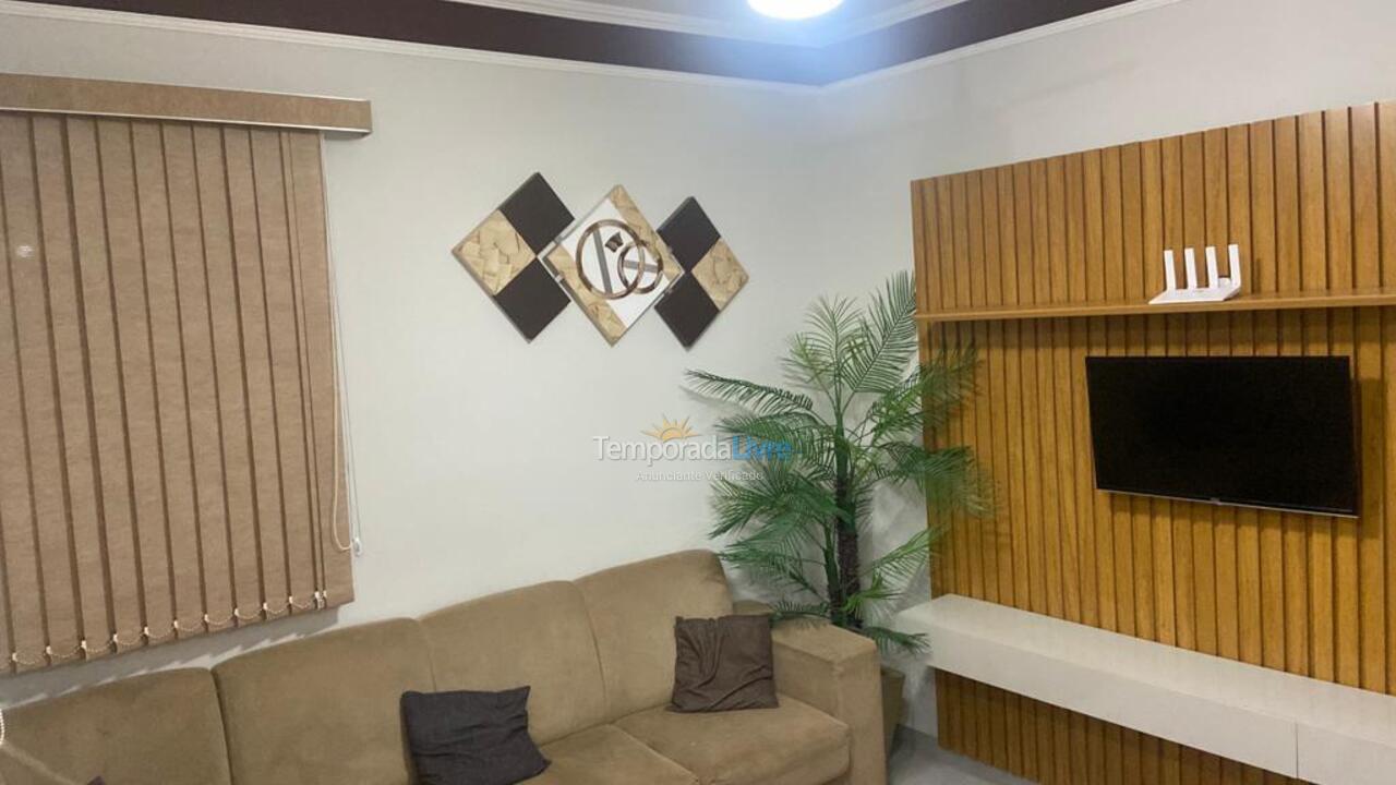 Casa para alquiler de vacaciones em Itanhaém (Jardim Suarão)