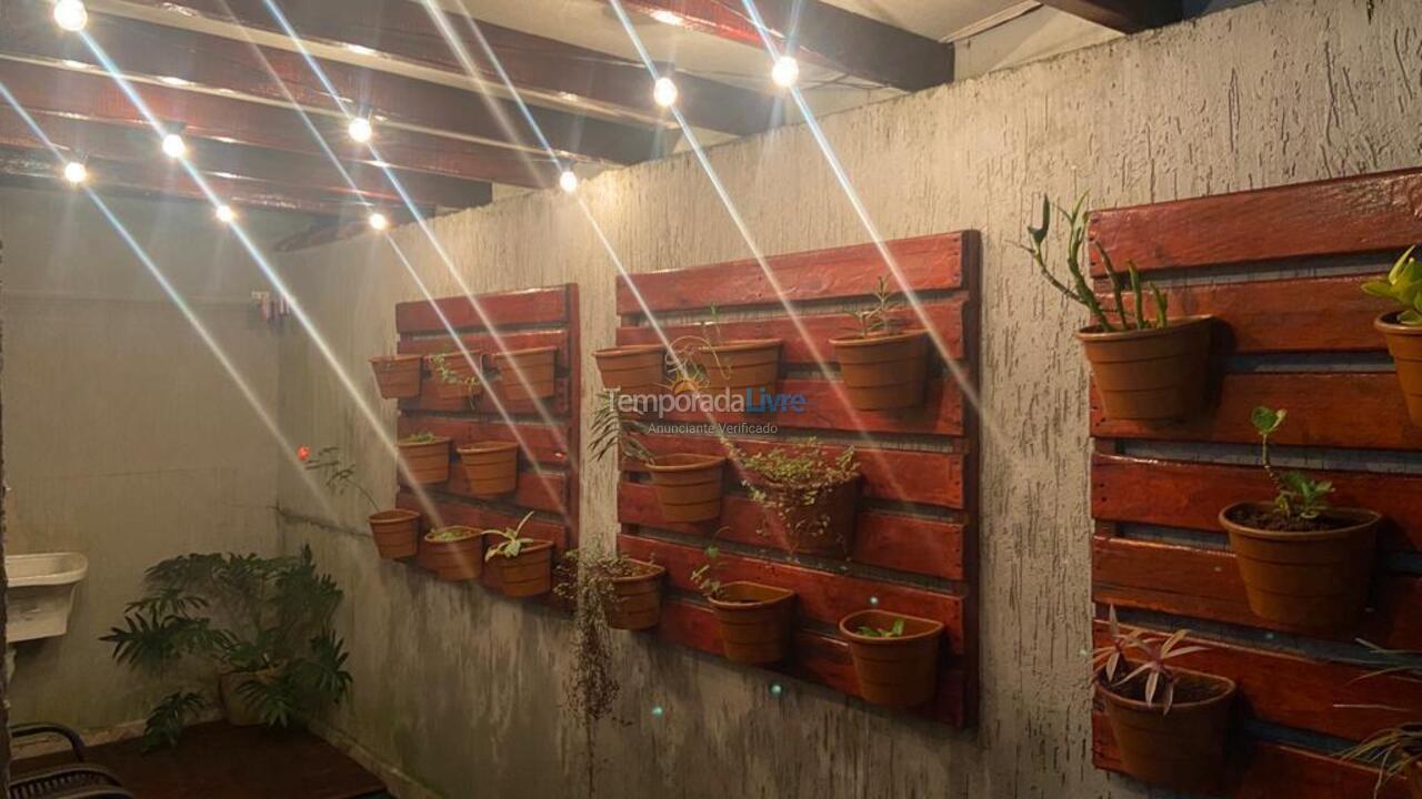 Casa para alquiler de vacaciones em Itanhaém (Jardim Suarão)