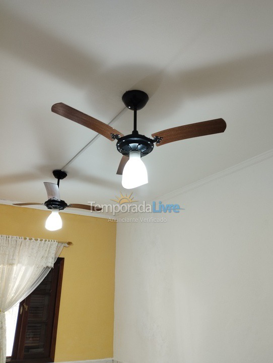 House for vacation rental in Caraguatatuba (Praia das Palmeiras)