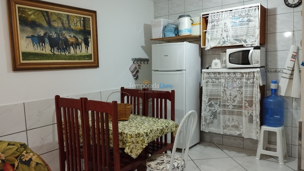 House for vacation rental in Caraguatatuba (Praia das Palmeiras)