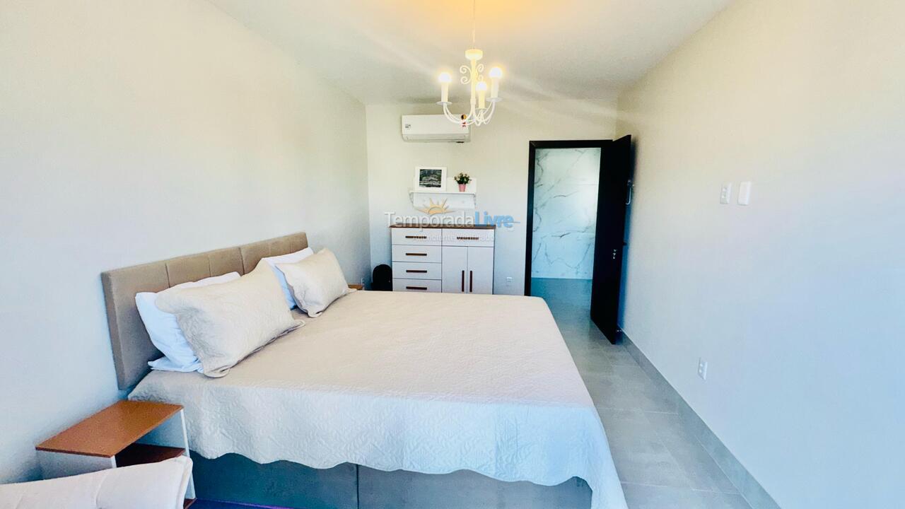 Casa para aluguel de temporada em Fundão (Praia Grande)