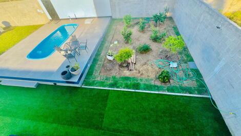 Praia Grande Linda Casa Duplex 3Q com Ar Split Piscina Churrasqueira