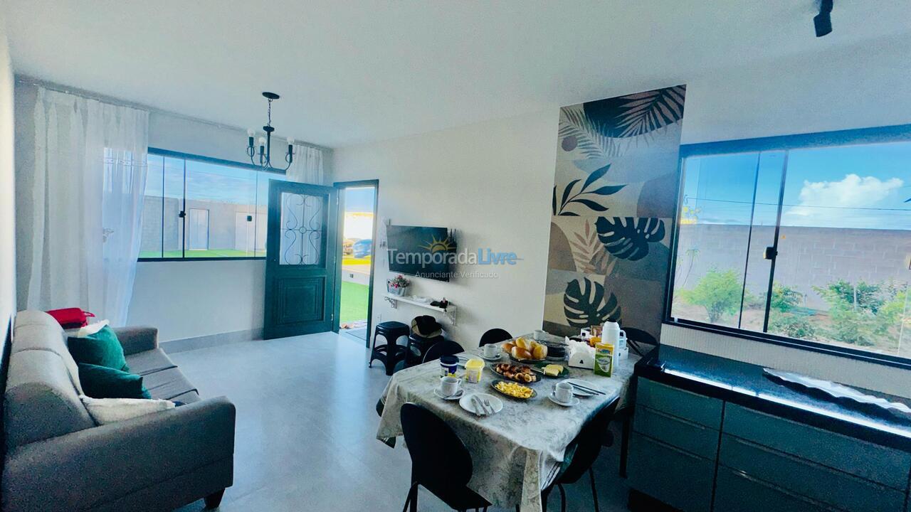 Casa para aluguel de temporada em Fundão (Praia Grande)