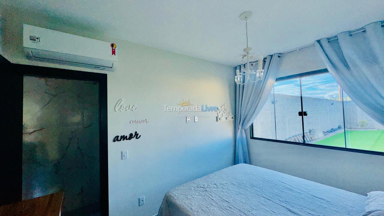 Casa para aluguel de temporada em Fundão (Praia Grande)