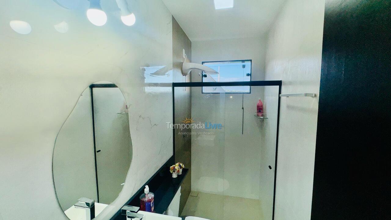 Casa para aluguel de temporada em Fundão (Praia Grande)