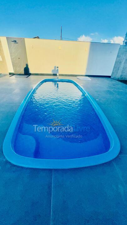 Casa para aluguel de temporada em Fundão (Praia Grande)