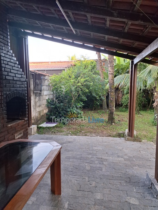 Casa para aluguel de temporada em Bertioga (Praia do Indaiá)