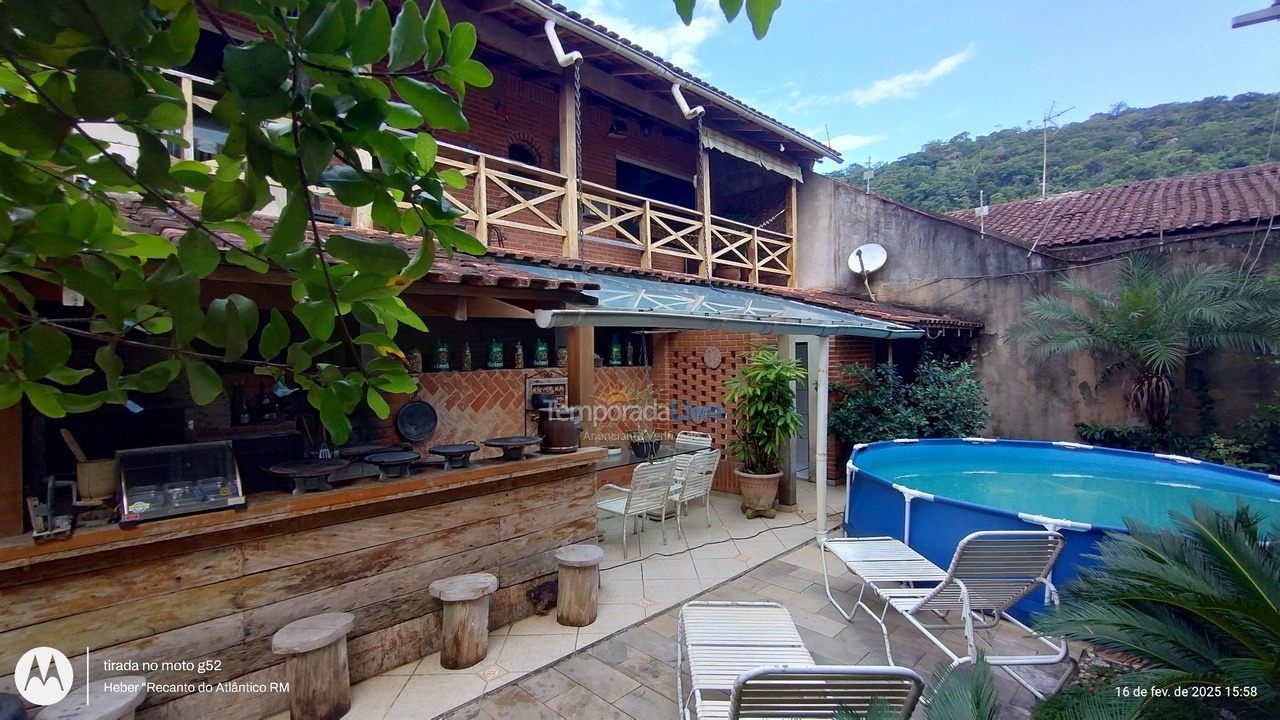 Casa para aluguel de temporada em Guarujá (Enseada)
