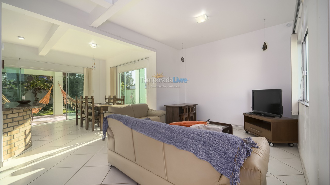 House for vacation rental in Bombinhas (Canto Grande)