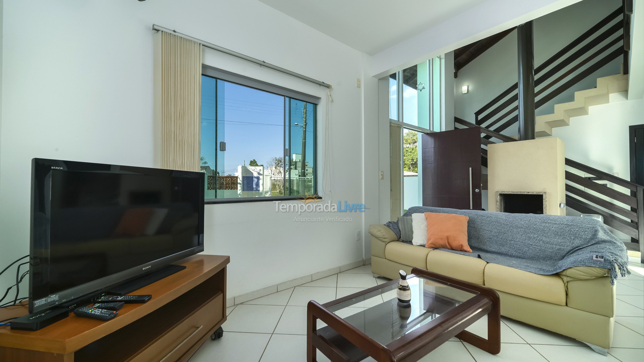 House for vacation rental in Bombinhas (Canto Grande)