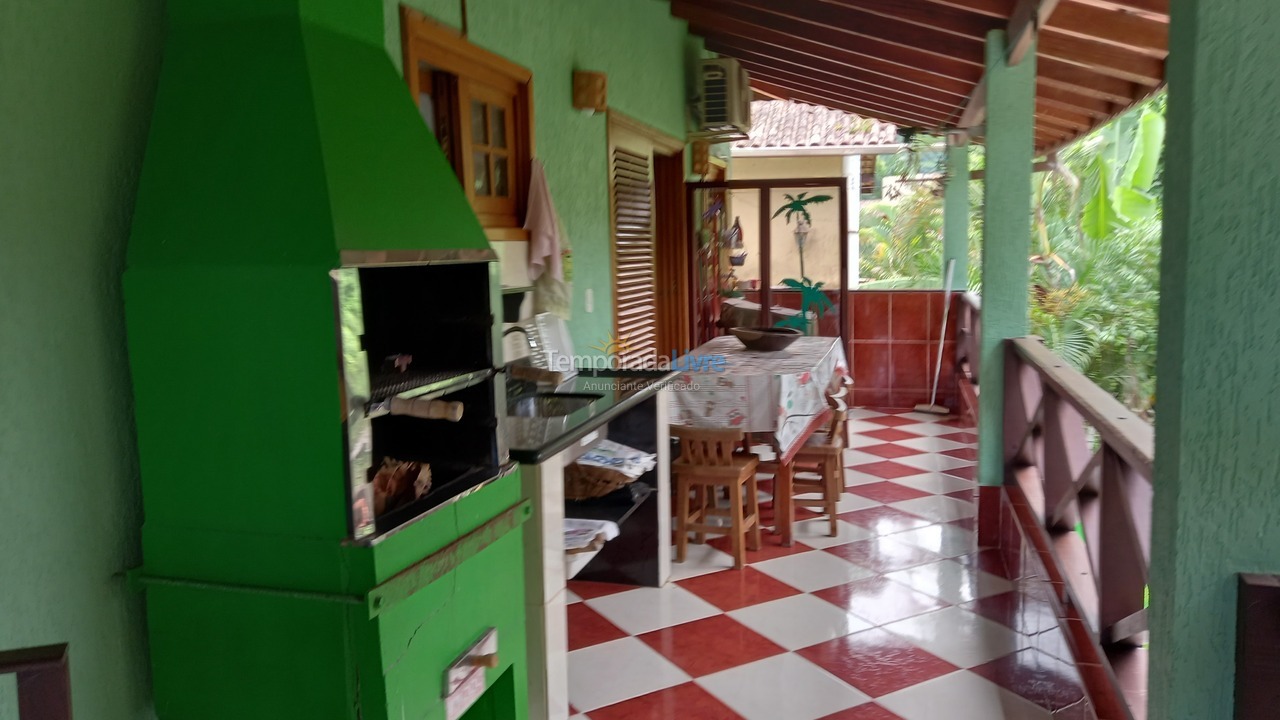 Casa para aluguel de temporada em São Sebastião (Maresias)