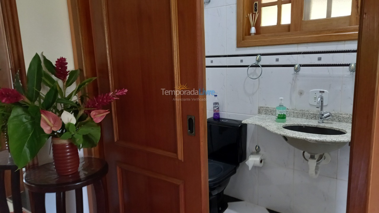 Casa para aluguel de temporada em São Sebastião (Maresias)