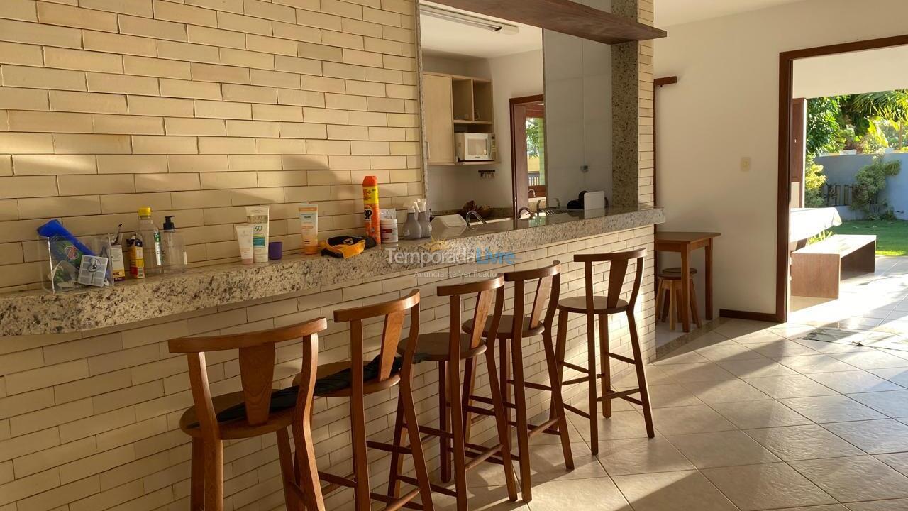 Casa para aluguel de temporada em Camaçari (Itacimirim)