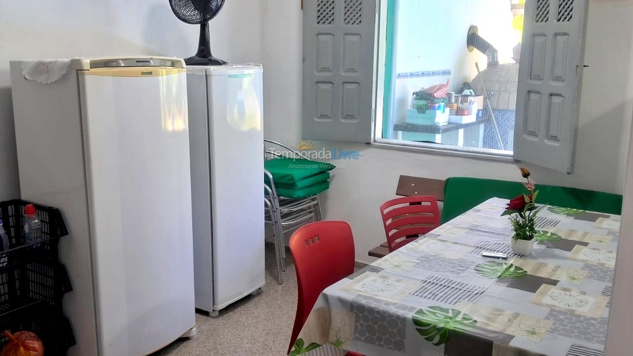 Apartamento para aluguel de temporada em Valença (Praia de Guaibim Taquary Pinhal)