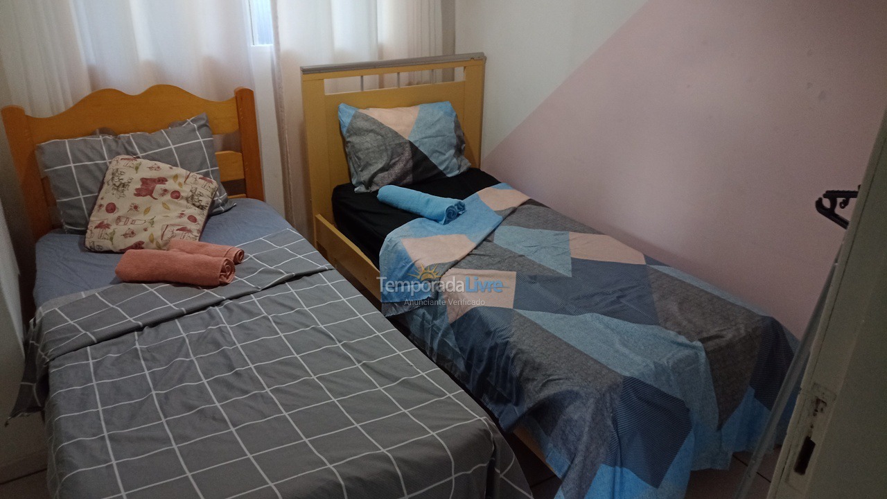 Casa para aluguel de temporada em Piraquara (Jardim Santa Monica)