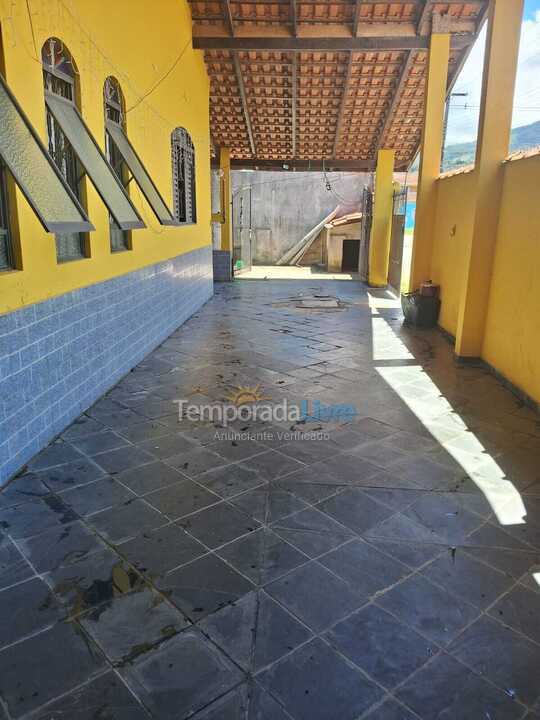 Casa para aluguel de temporada em Caraguatatuba (Jardim das Gaivotas)