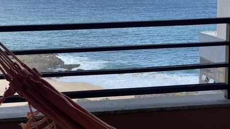 Apartamento Loft- Vista Mar - Piscina Beira Infinita em Rio Vermelho