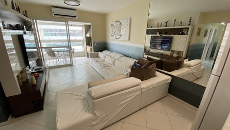 Apartamento em Riviera a 70 metros da praia