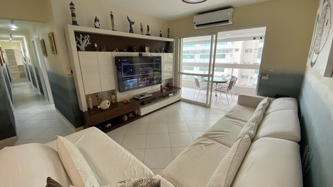 Apartamento em Riviera a 70 metros da praia