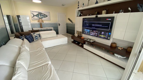 Apartamento em Riviera a 70 metros da praia