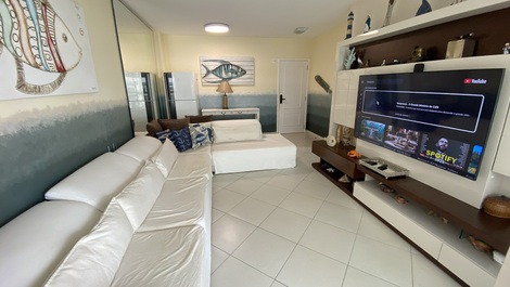 Apartamento em Riviera a 70 metros da praia