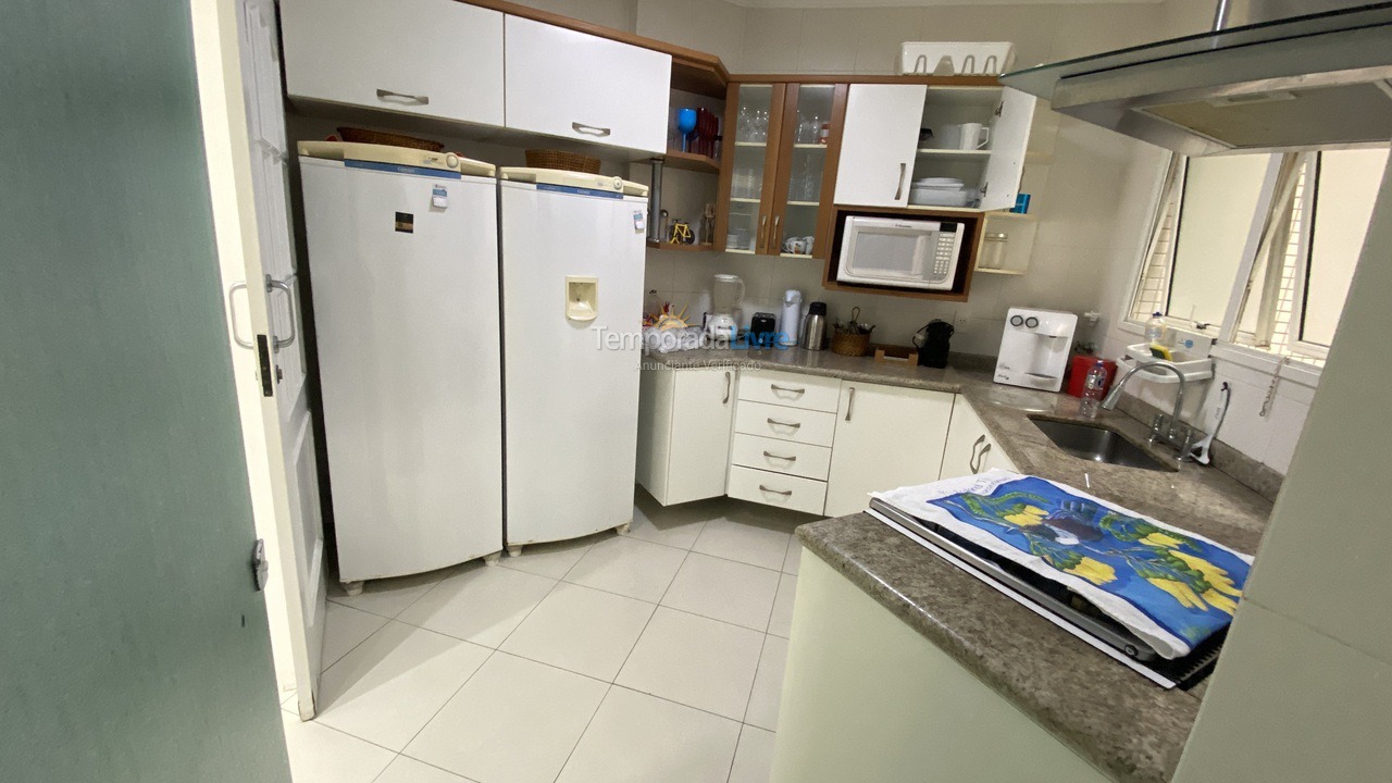 Apartamento para aluguel de temporada em Bertioga (Riviera de São Lourenço)