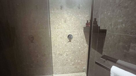 Setai Yacht Luxxor - By Almare Flats