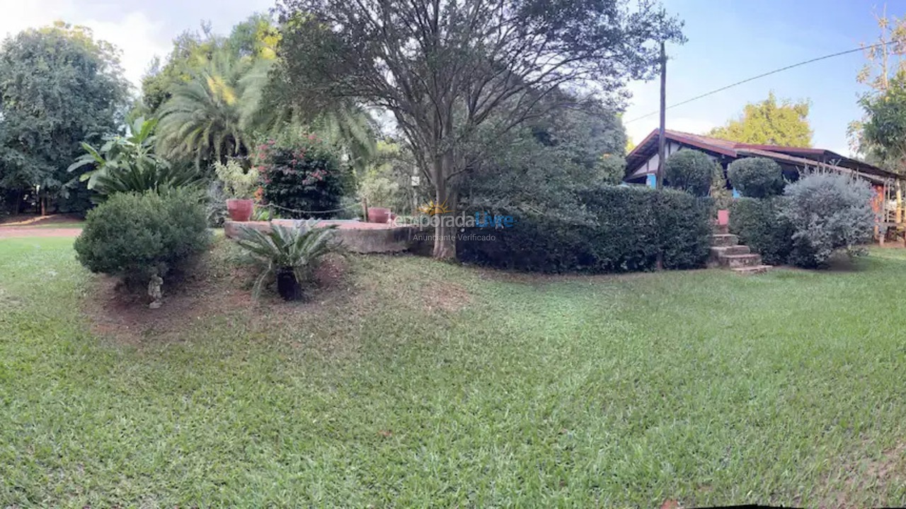 Casa para alquiler de vacaciones em Olímpia (Thermas Dos Laranjais)