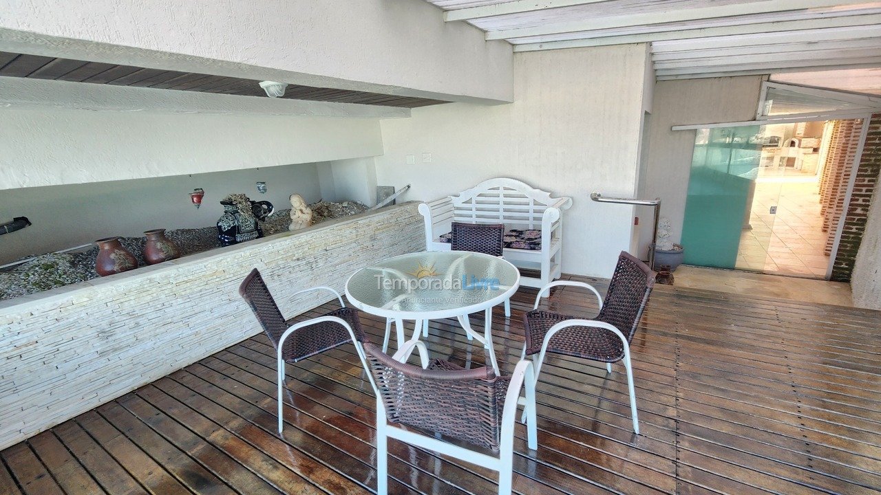 Apartment for vacation rental in Guarujá (Pitangueiras)