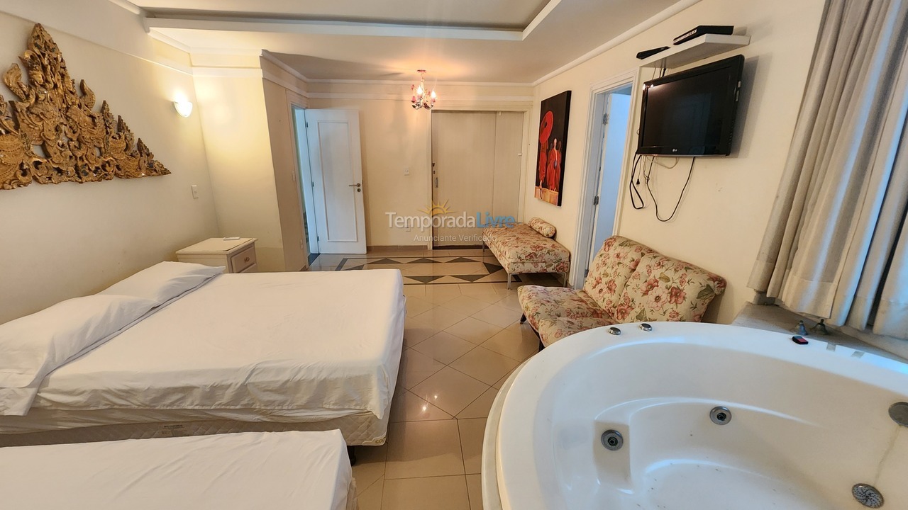 Apartment for vacation rental in Guarujá (Pitangueiras)