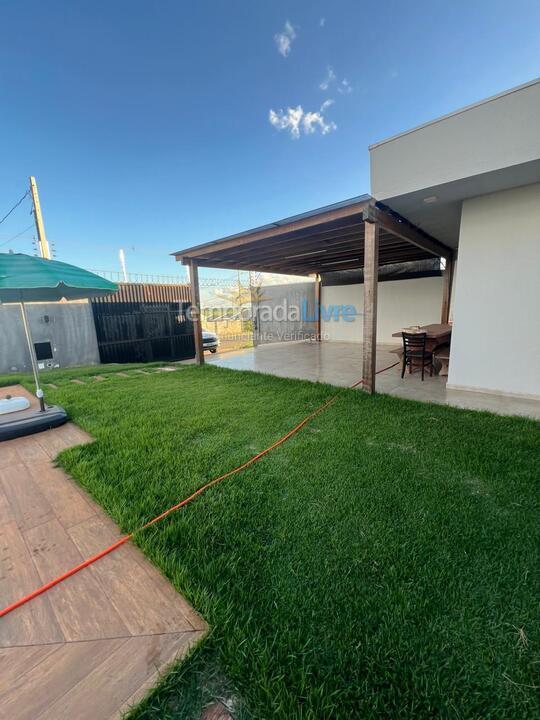 Casa para alquiler de vacaciones em Paiçandu (Jardim Madrid)